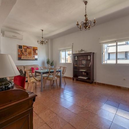 סביליה Wide And Traditional- 2Bd 1Bth- Gavidia מראה חיצוני תמונה